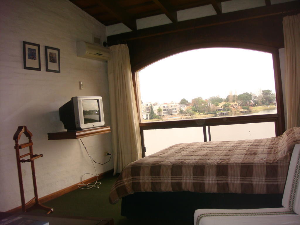 Wyndham Garden Montevideo Carrasco Hotel Ciudad de la Costa Room photo